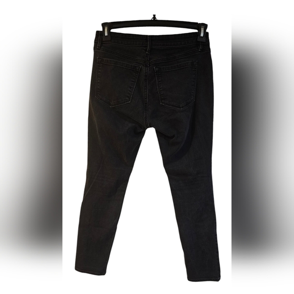 Ann Taylor Loft- Curvy Skinny Stretchy Petite Jeans - Picture 3 of 7